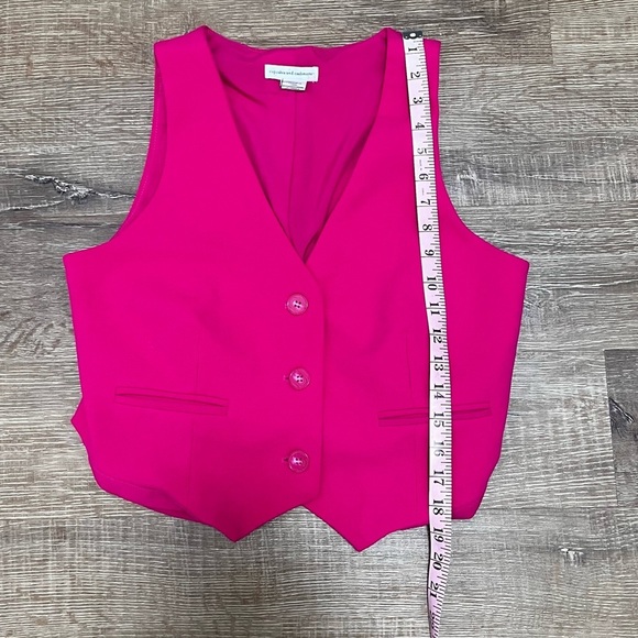 CUPCAKES & CASHMERE Barbie Pink Vest Size Medium - Picture 6 of 7